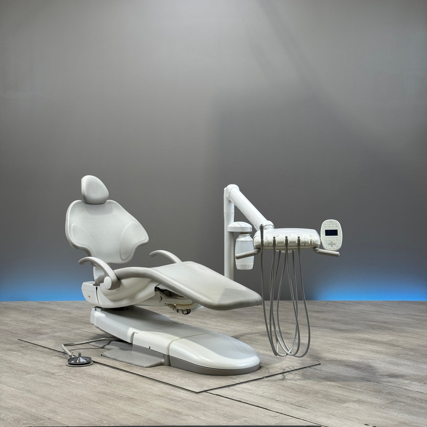 A‑dec 511R/532R Dental Chair Package