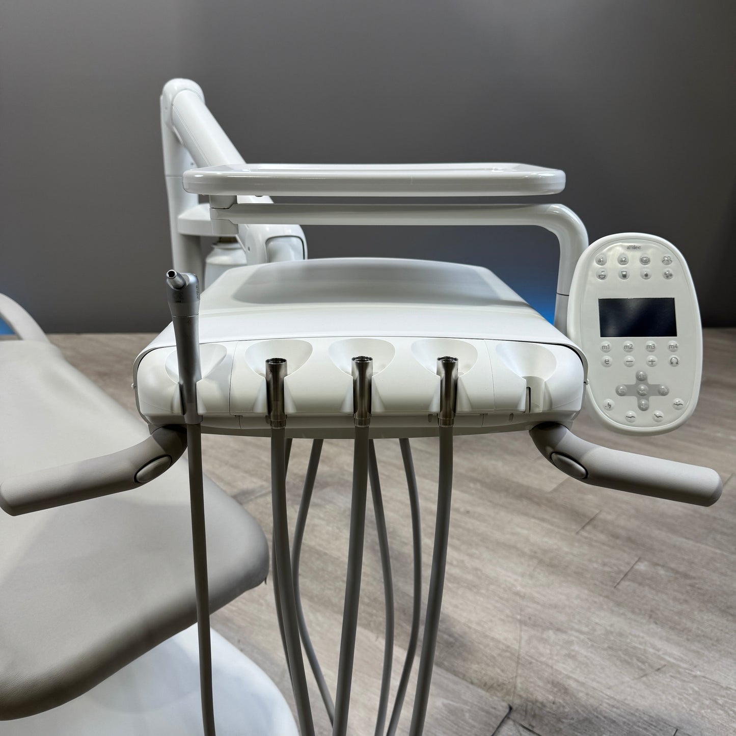 A‑dec 511R/532R Dental Chair Package