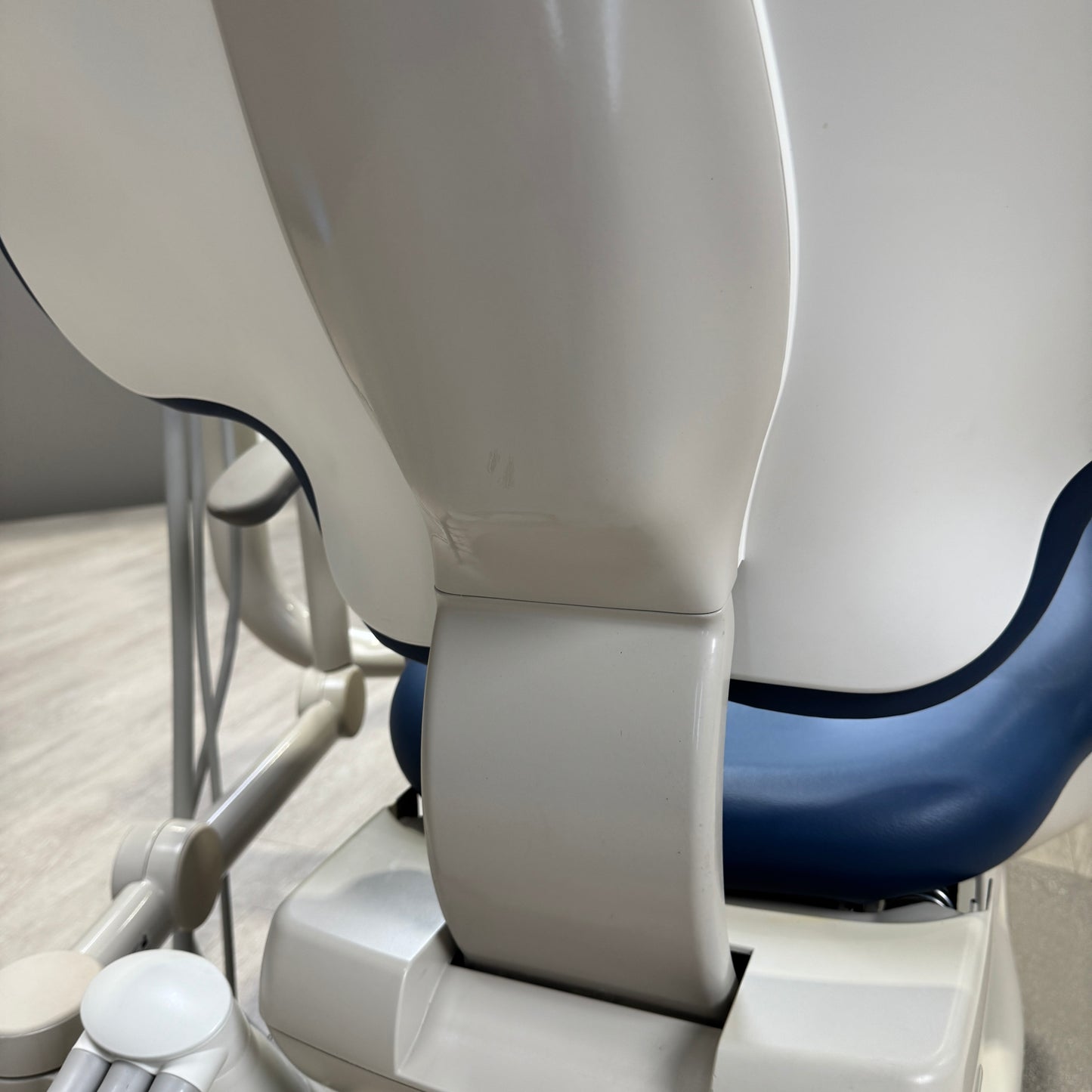 A‑dec 511R/532R Dental Chair Package