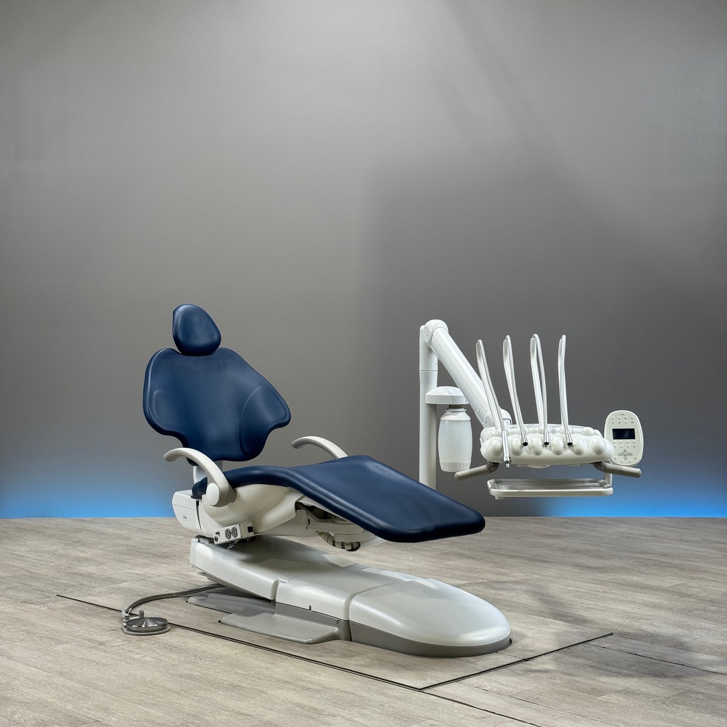 A‑dec 511R/533R Dental Chair Package