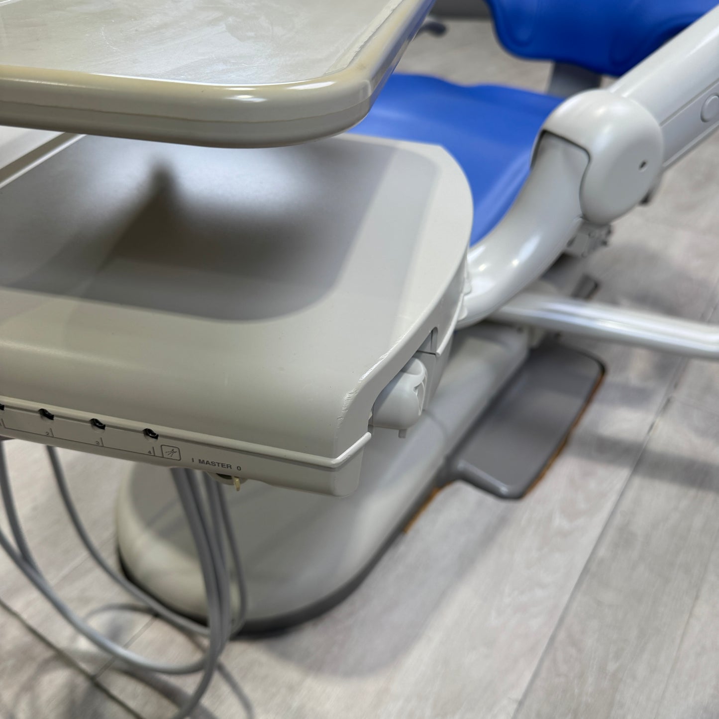 A‑dec 511R/532R Dental Chair Package