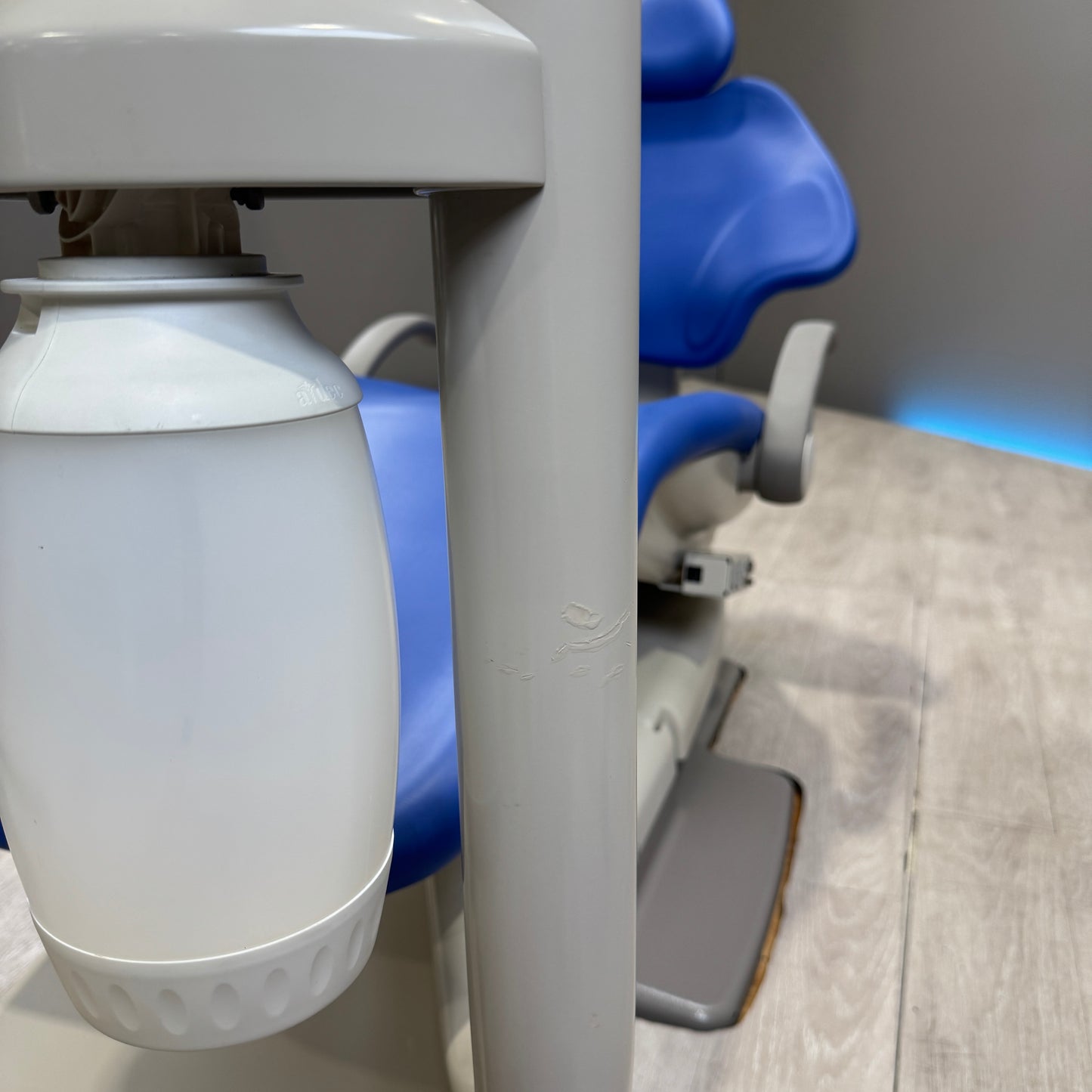 A‑dec 511R/532R Dental Chair Package