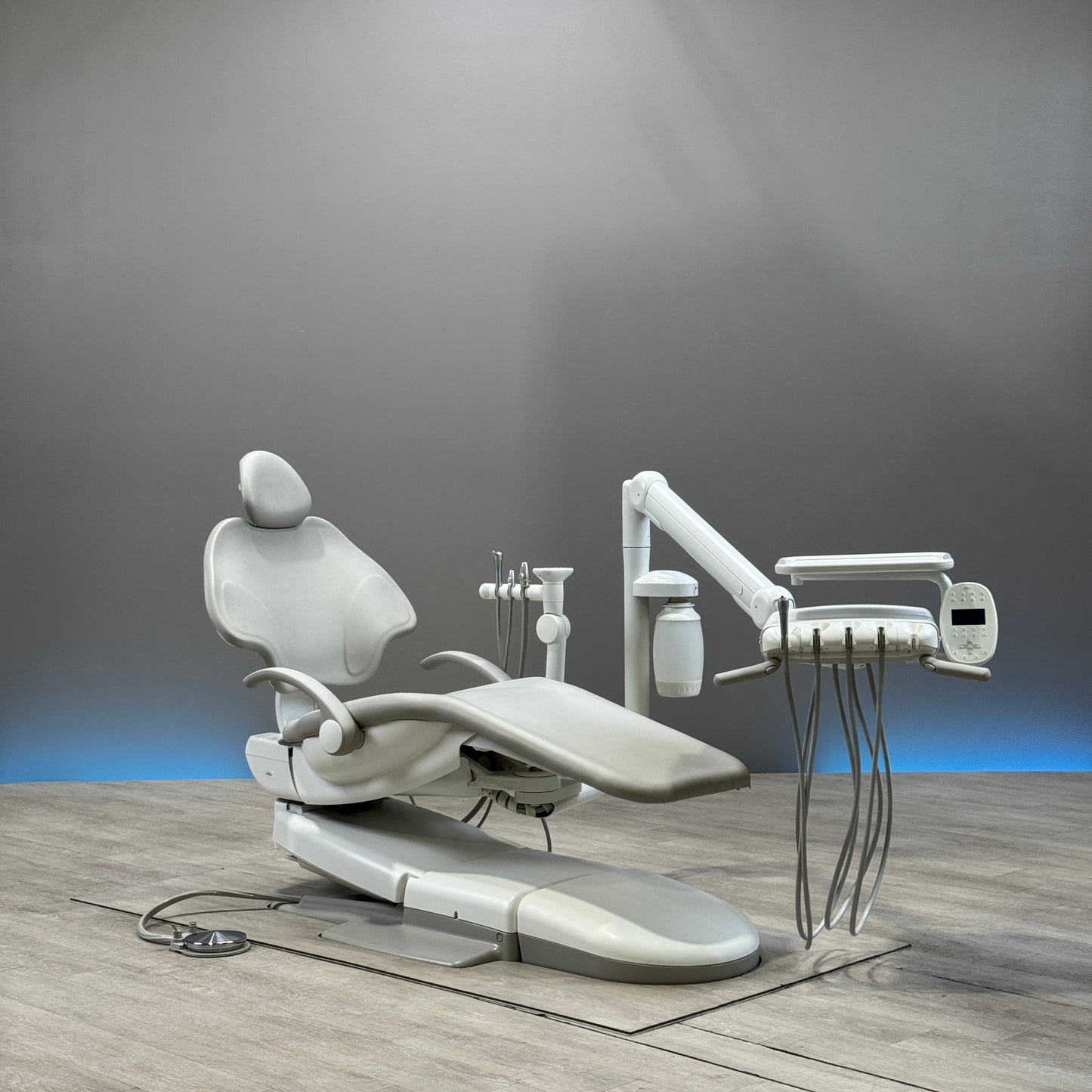 A‑dec 511R/532R Dental Chair Package