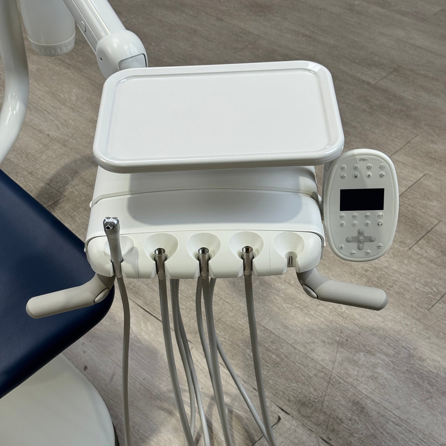 A‑dec 511R/532R Dental Chair Package