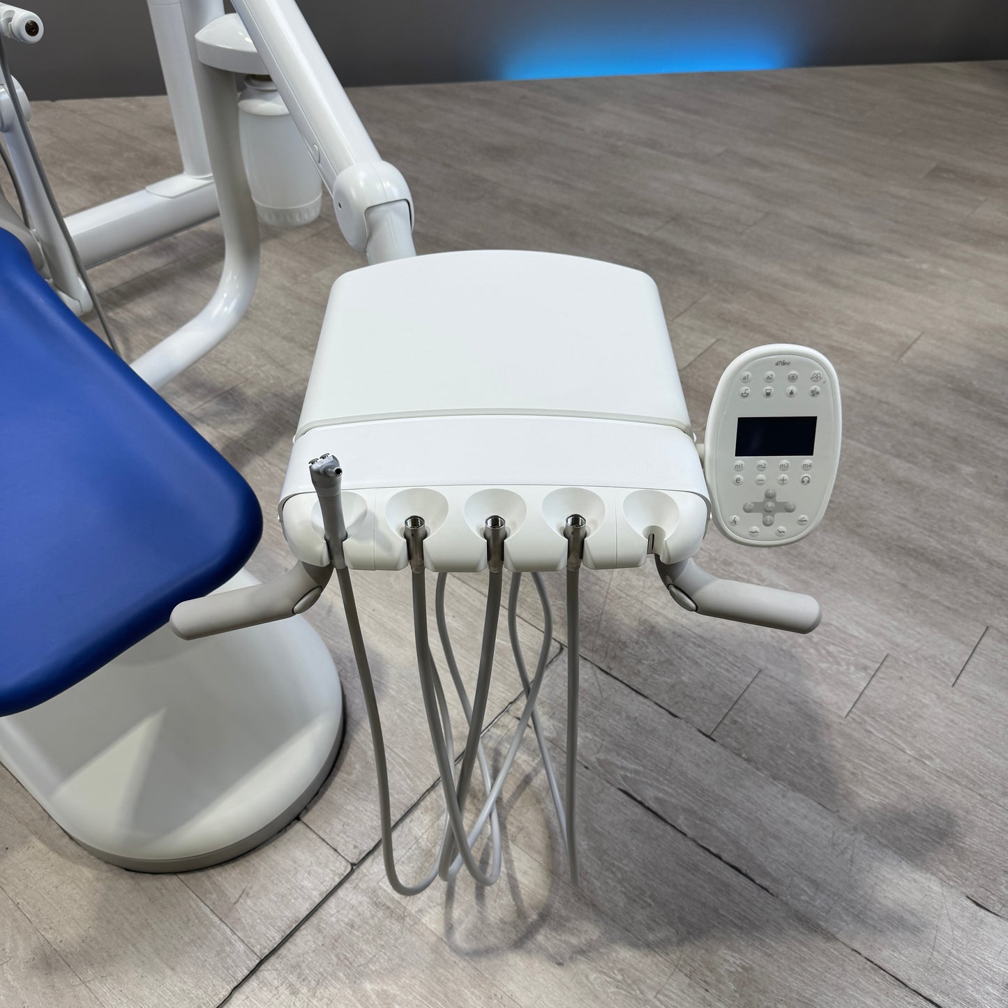 A‑dec 511R/532R Dental Chair Package