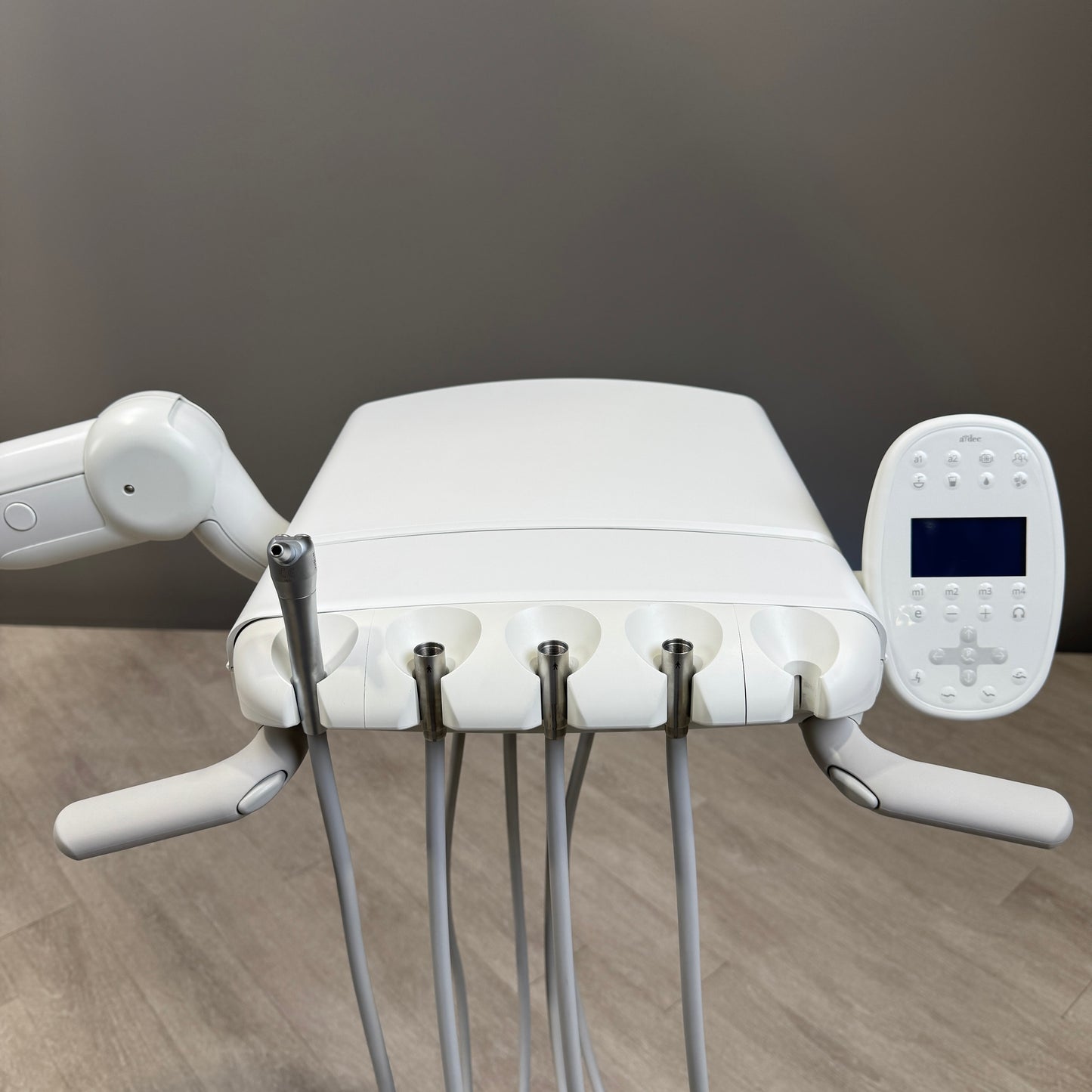 A‑dec 511R/532R Dental Chair Package