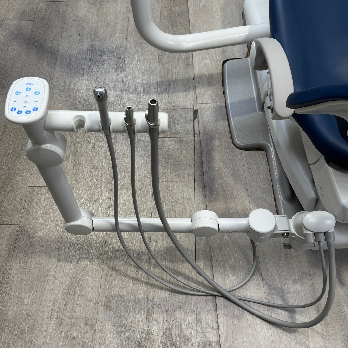 A‑dec 511R/532R Dental Chair Package