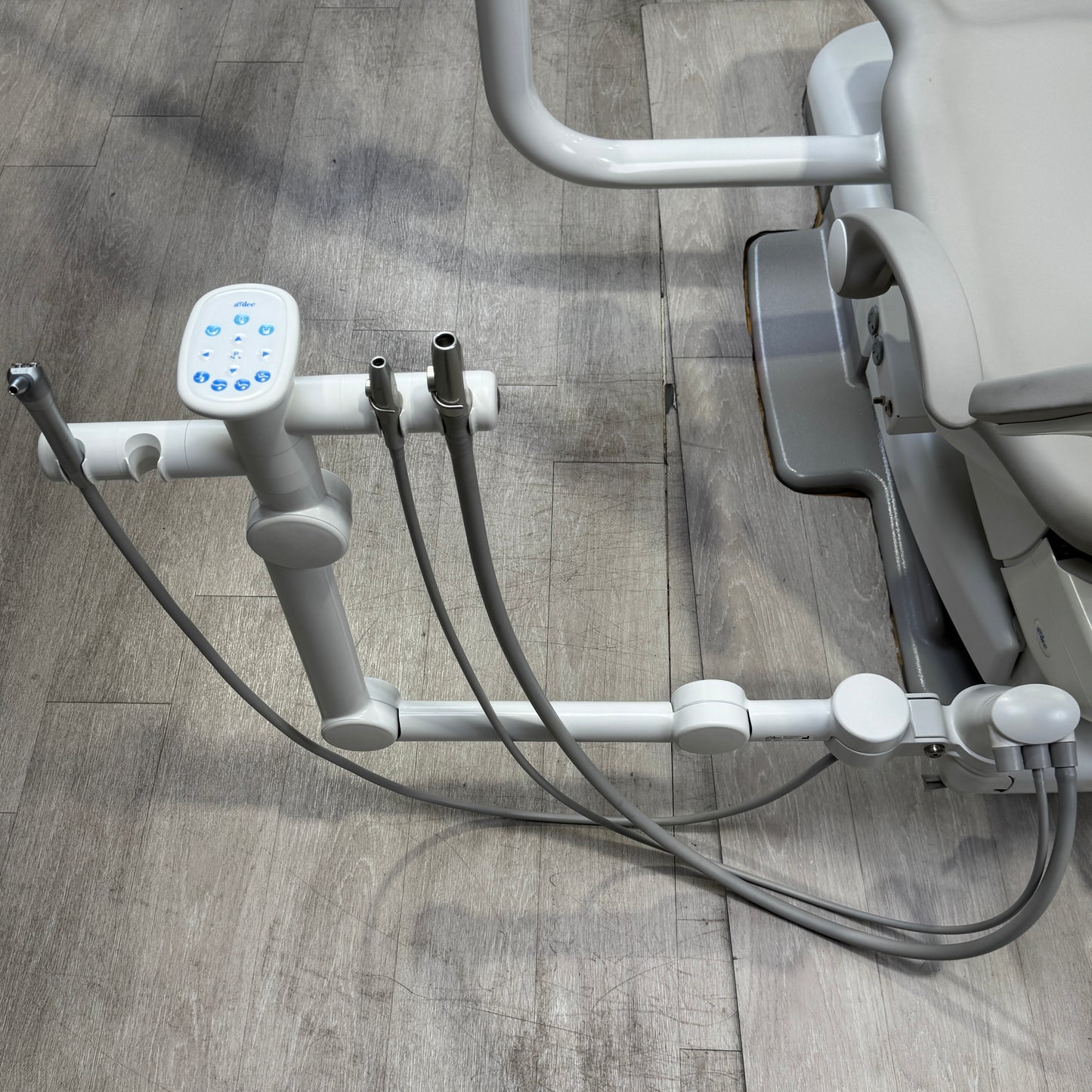 A‑dec 511R/532R Dental Chair Package