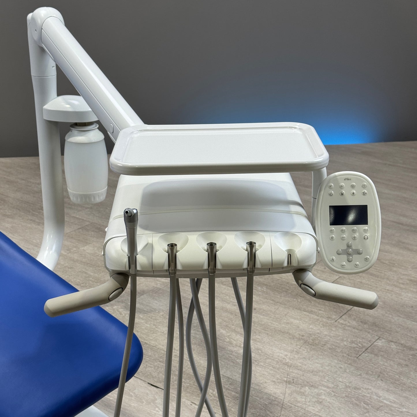 A‑dec 511R/532R Dental Chair Package