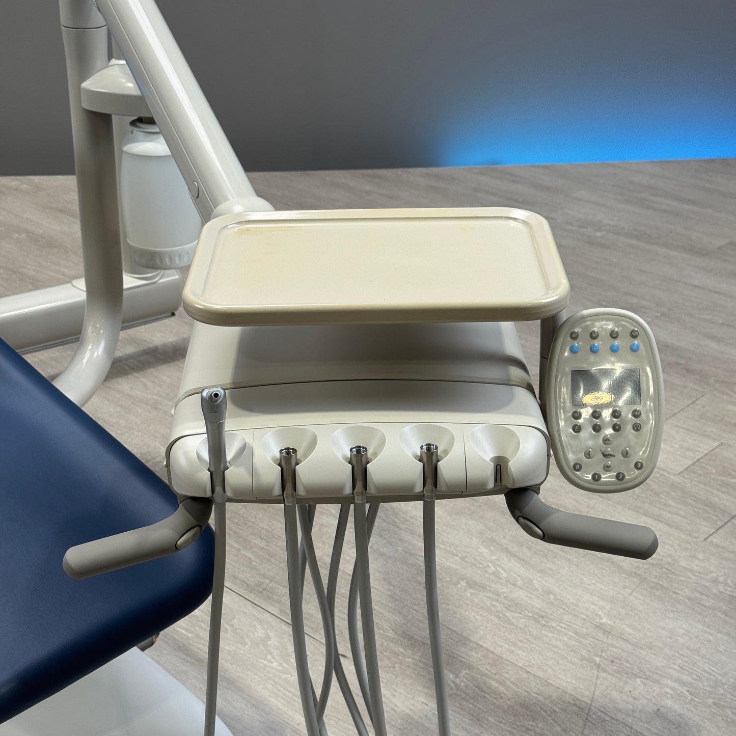 A‑dec 511R/532R Dental Chair Package