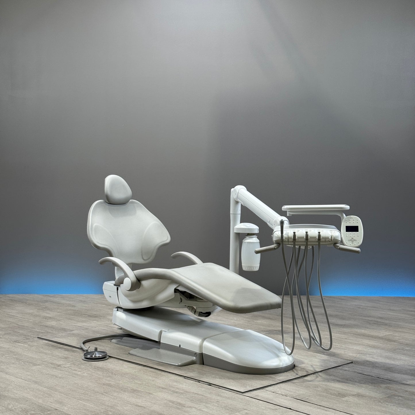 A‑dec 511R/532R Dental Chair Package