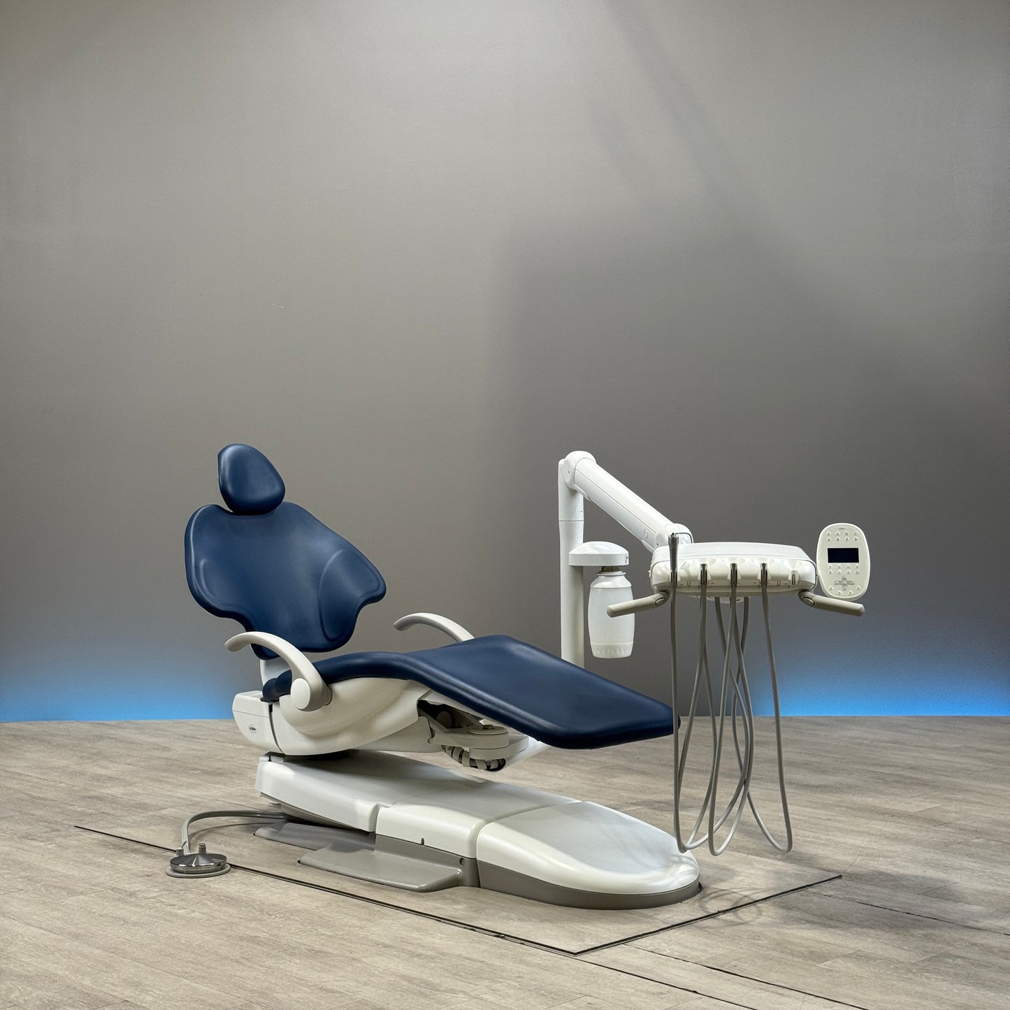A‑dec 511R/532R Dental Chair Package