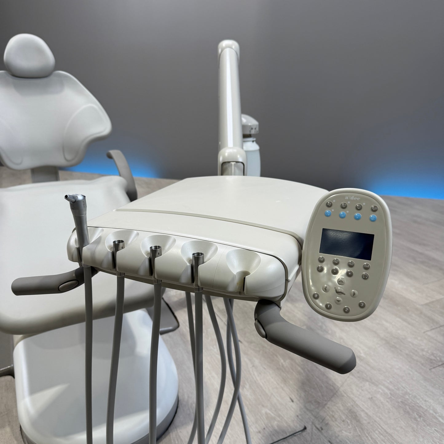 A‑dec 511R/532R Dental Chair Package