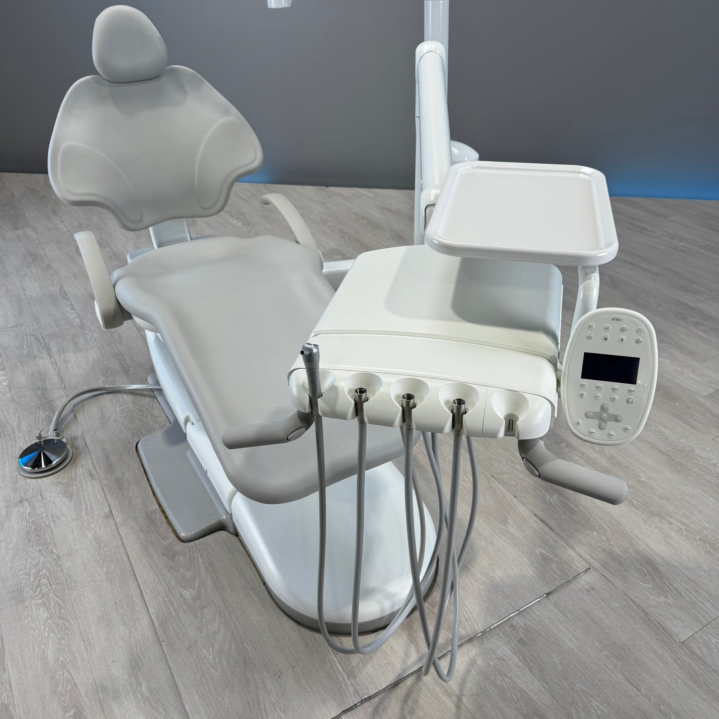 A-dec 511R/532R Dental Chair Package