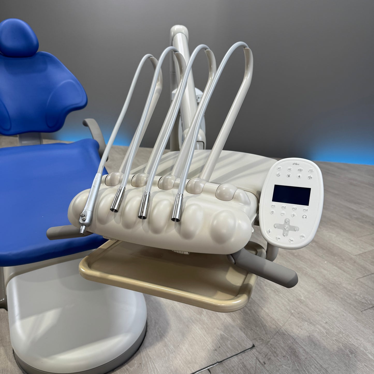 A‑dec 511R/533R Dental Chair Package