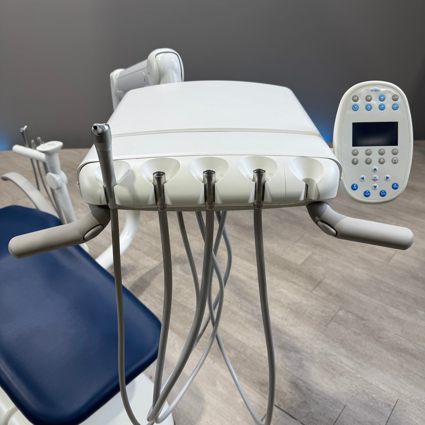 A‑dec 511R/532R Dental Chair Package