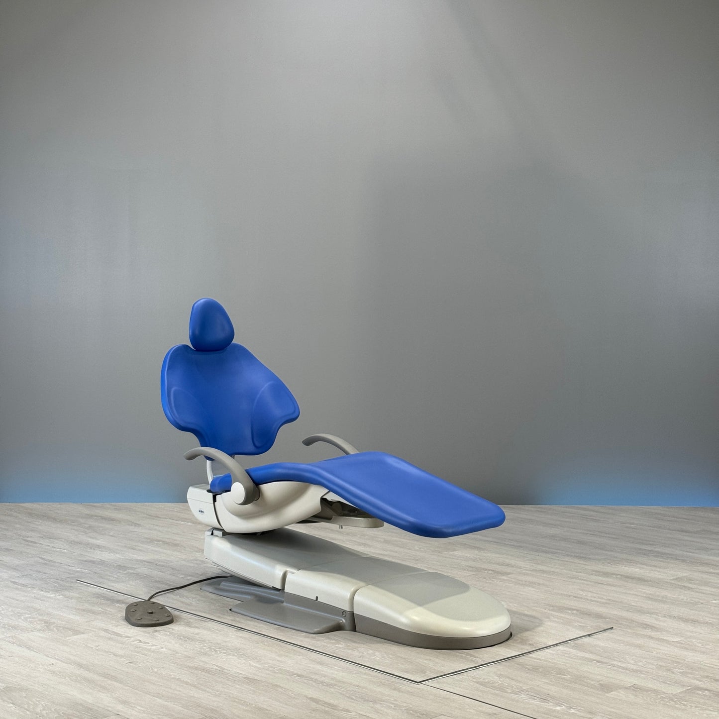 A-dec 511R Dental Chair Package