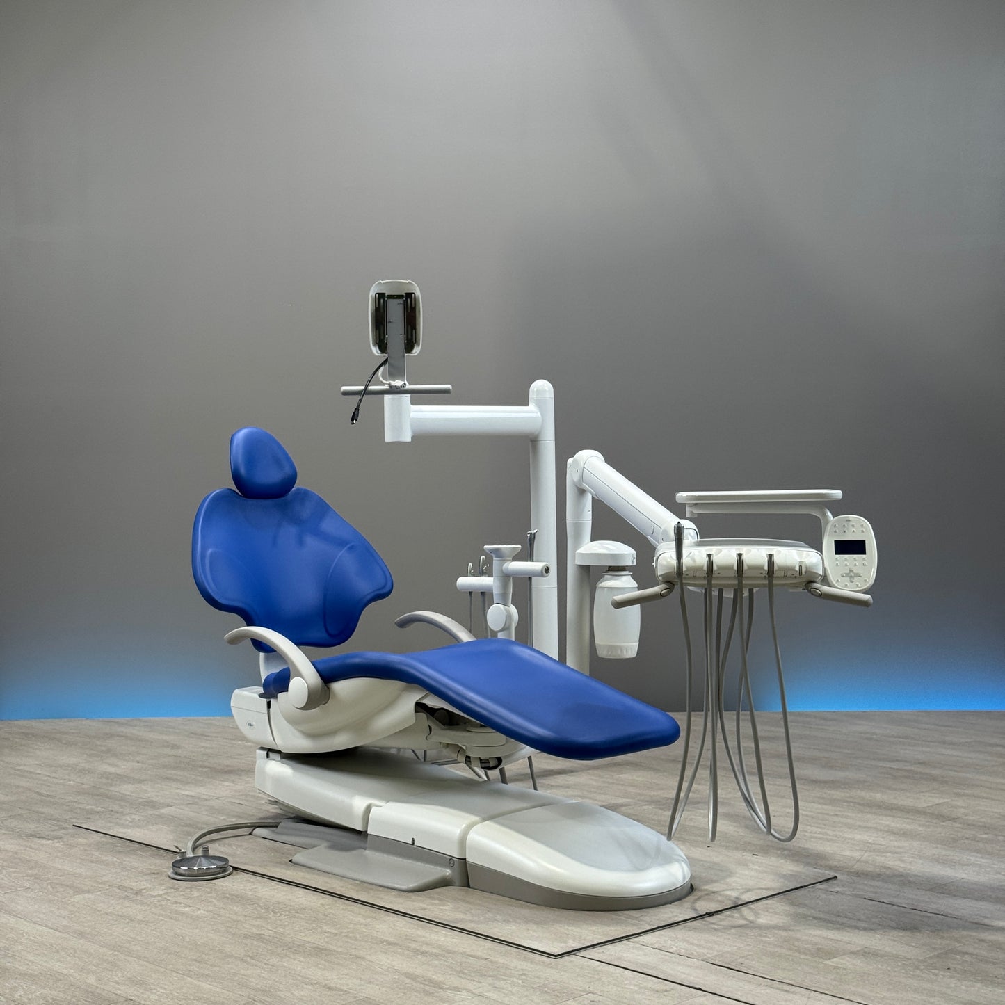 A‑dec 511R/532R Dental Chair Package