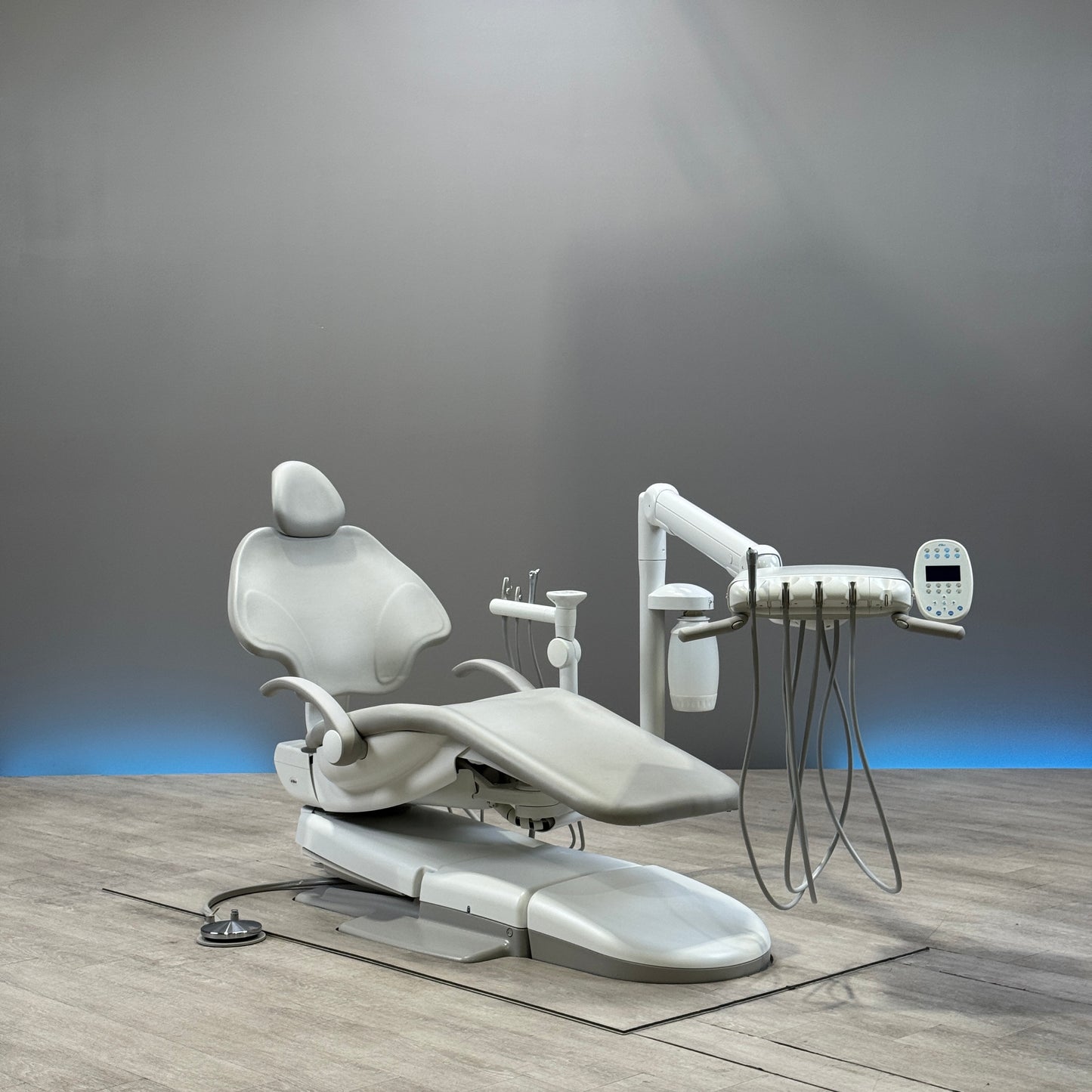 A‑dec 511R/532R Dental Chair Package