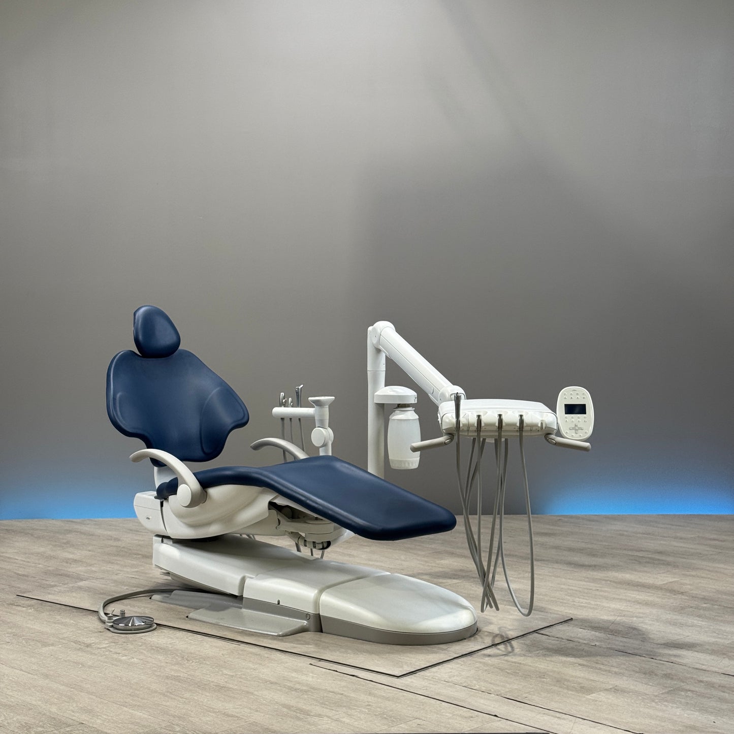 A‑dec 511R/532R Dental Chair Package