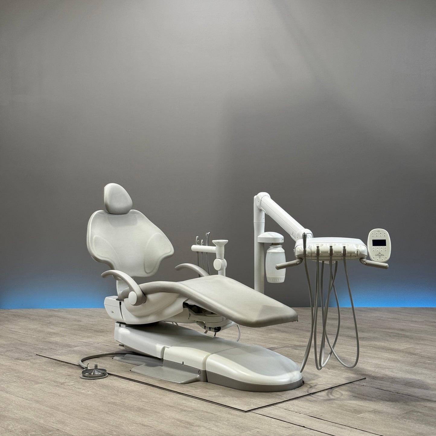 A‑dec 511R/532R Dental Chair Package
