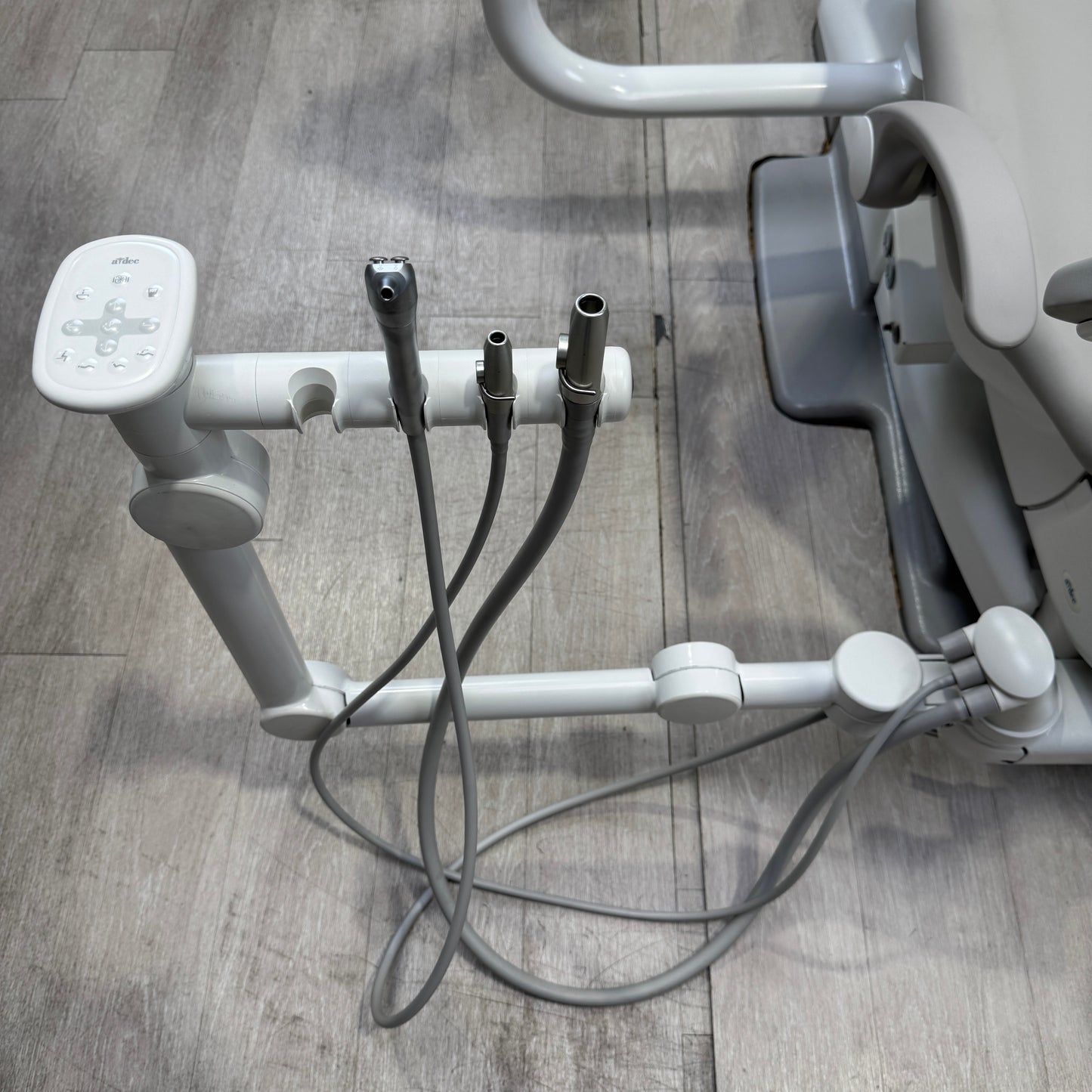 A‑dec 511R/532R Dental Chair Package