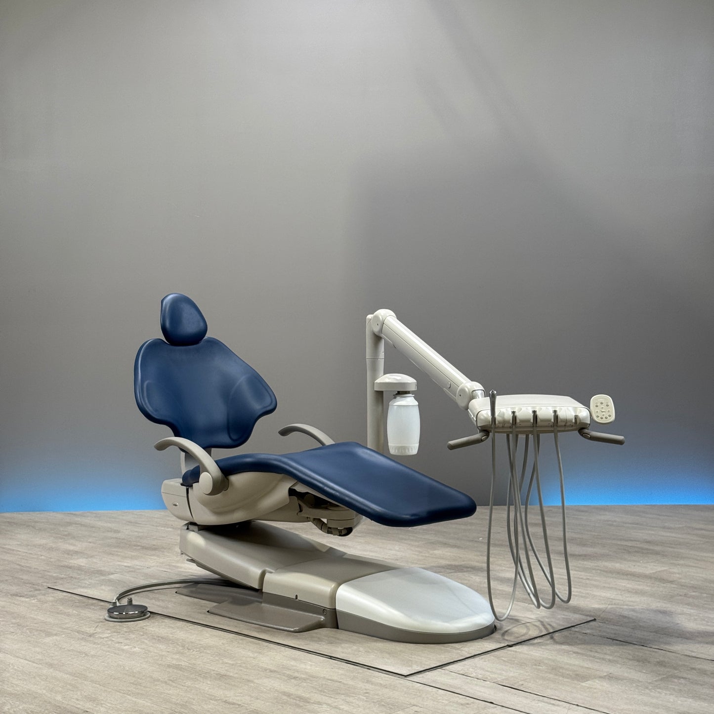 A‑dec 511R/532R Dental Chair Package