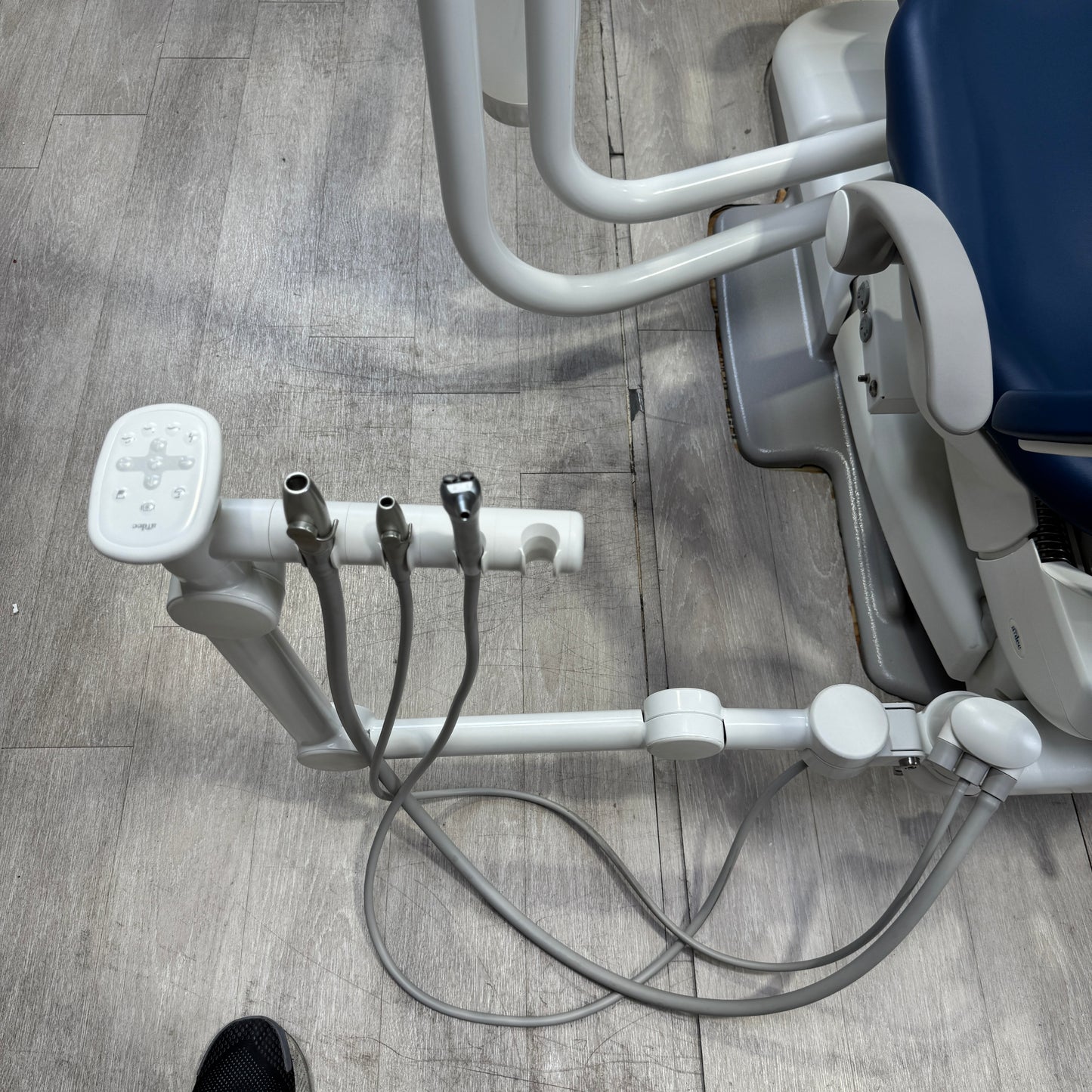 A‑dec 511R/332R Dental Chair Package