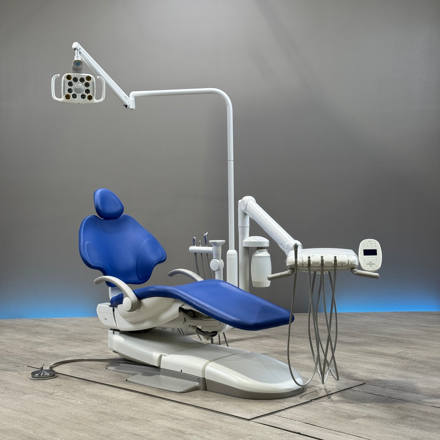 A‑dec 511R/532R Dental Chair Package