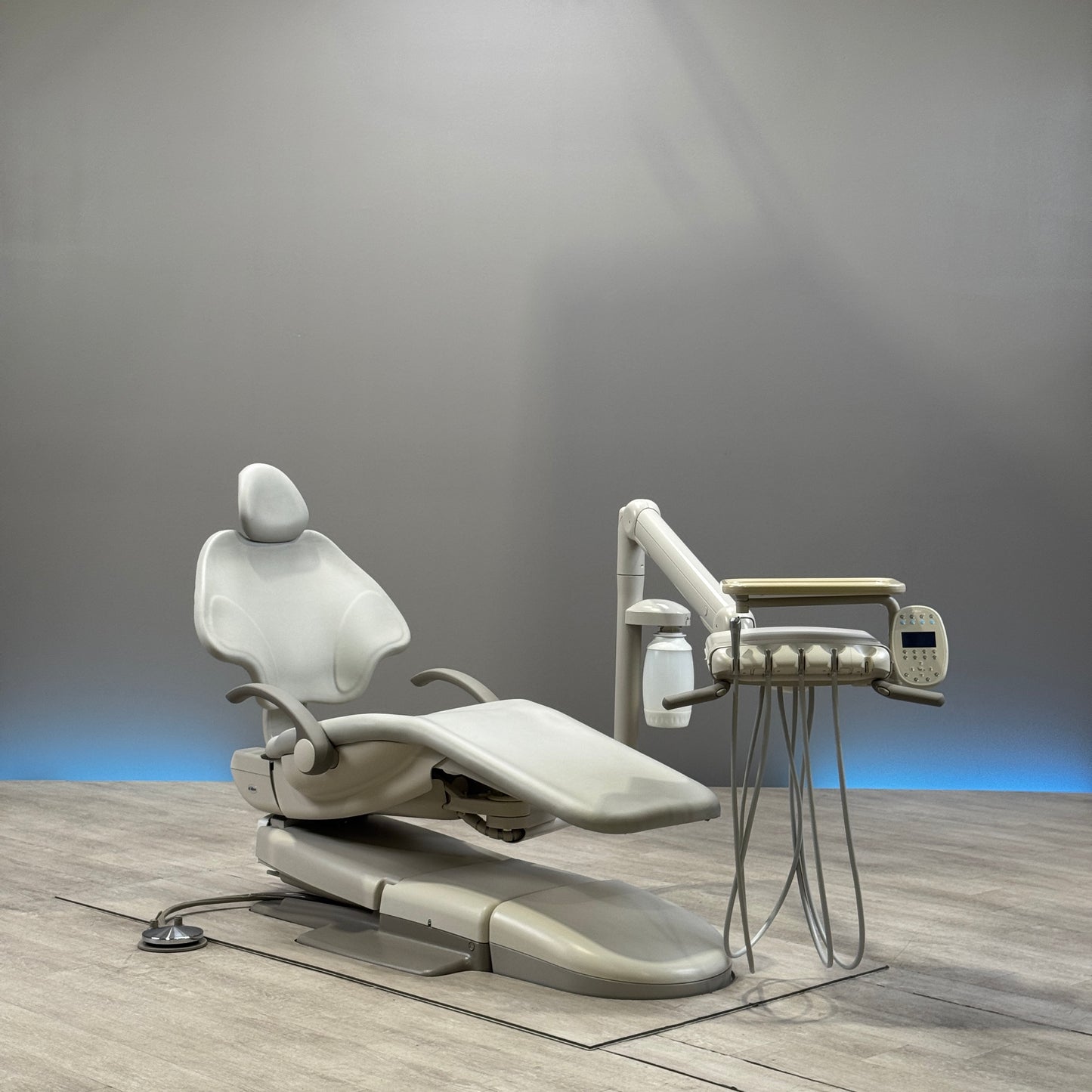 A‑dec 511R/532R Dental Chair Package