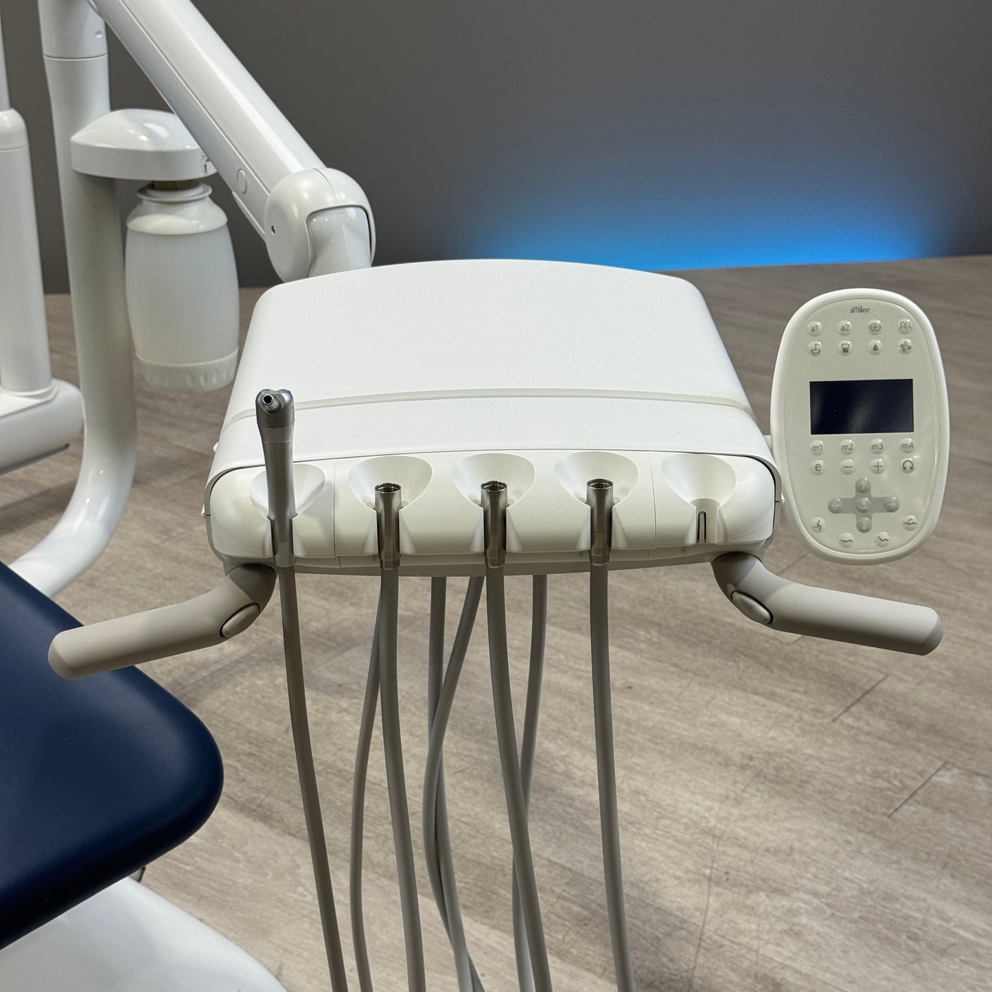 A‑dec 511R/532R Dental Chair Package