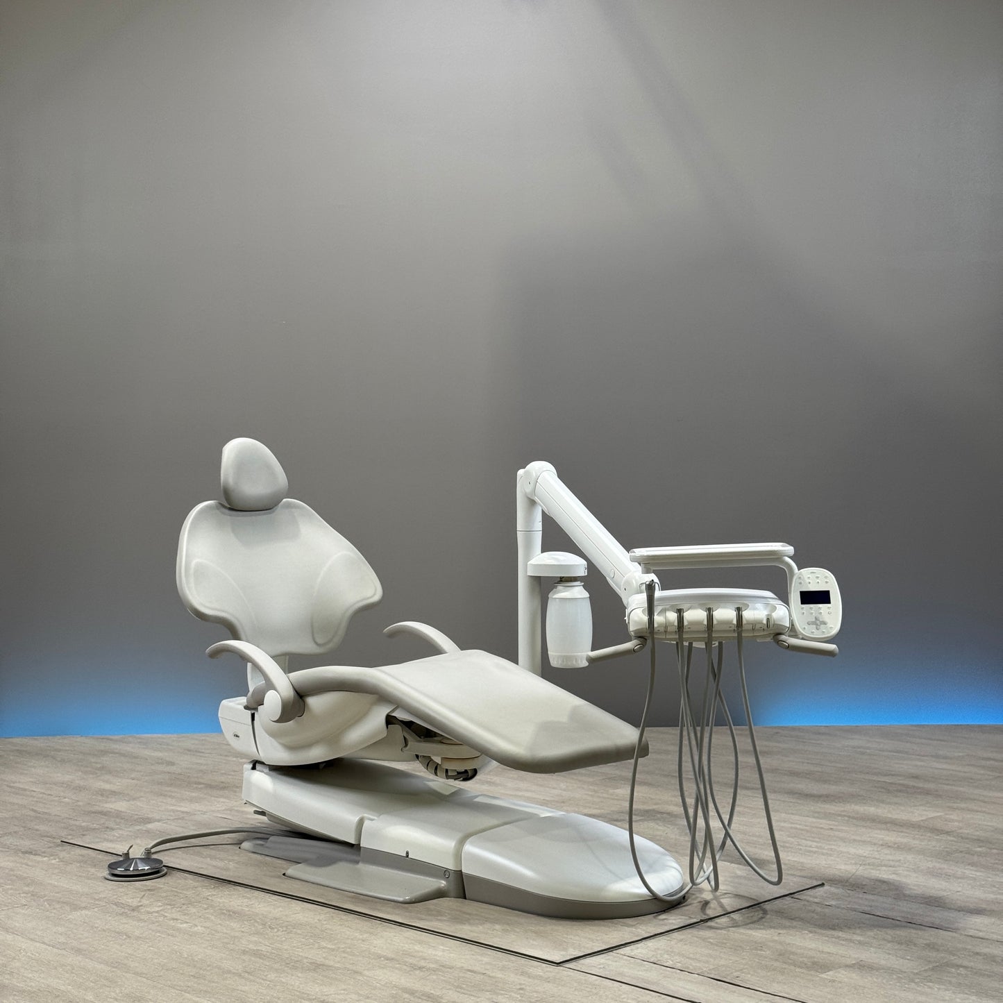 A‑dec 511R/532R Dental Chair Package