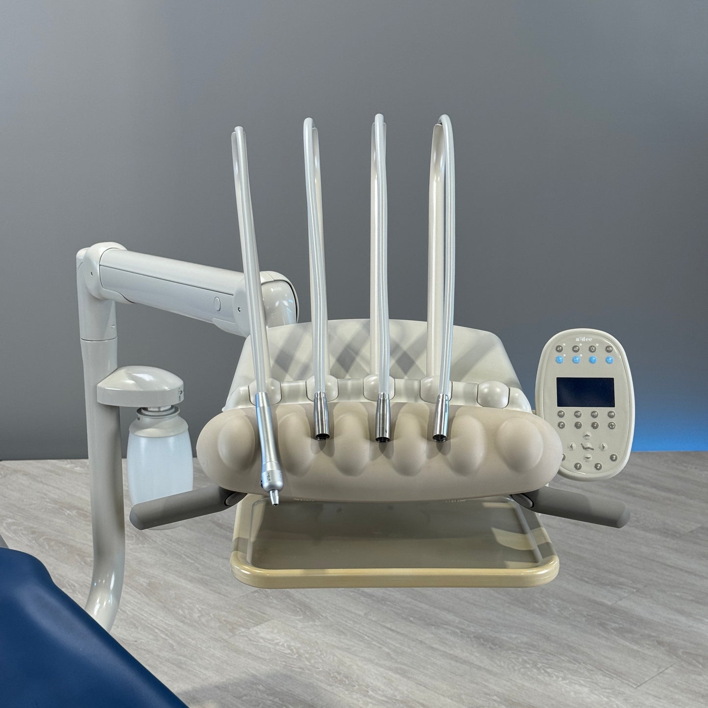 A-dec 511R/533R Dental Chair Package