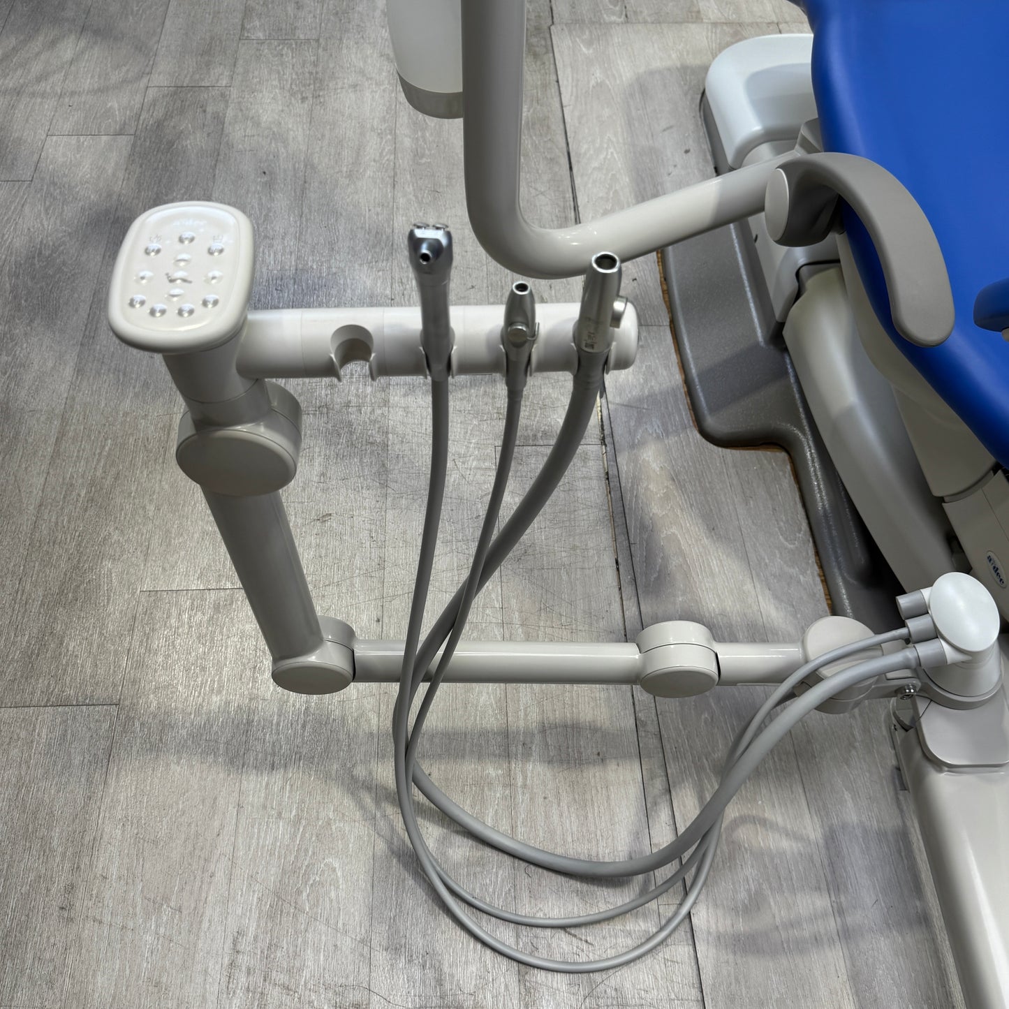 A‑dec 511R/532R Dental Chair Package