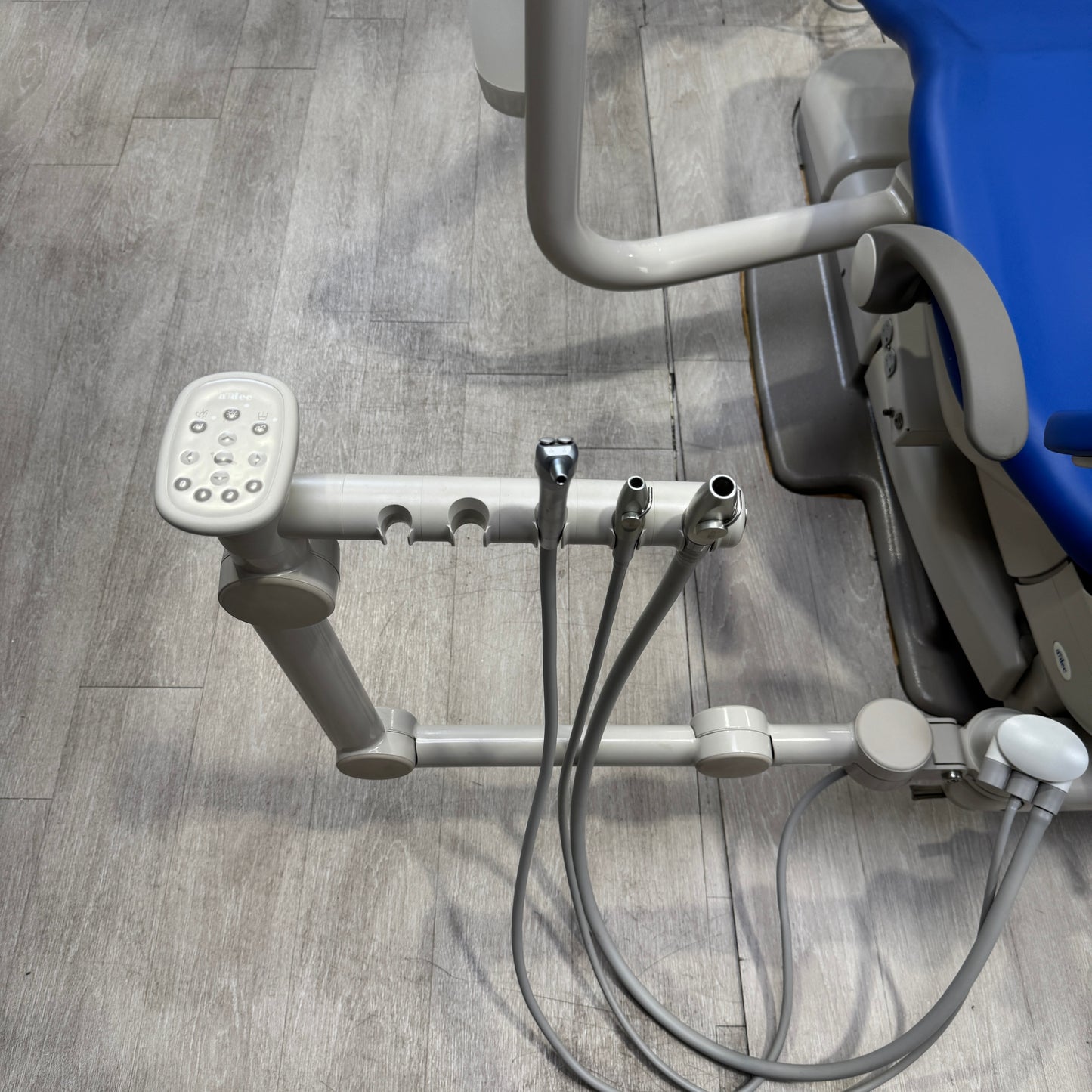 A‑dec 511R/532R Dental Chair Package