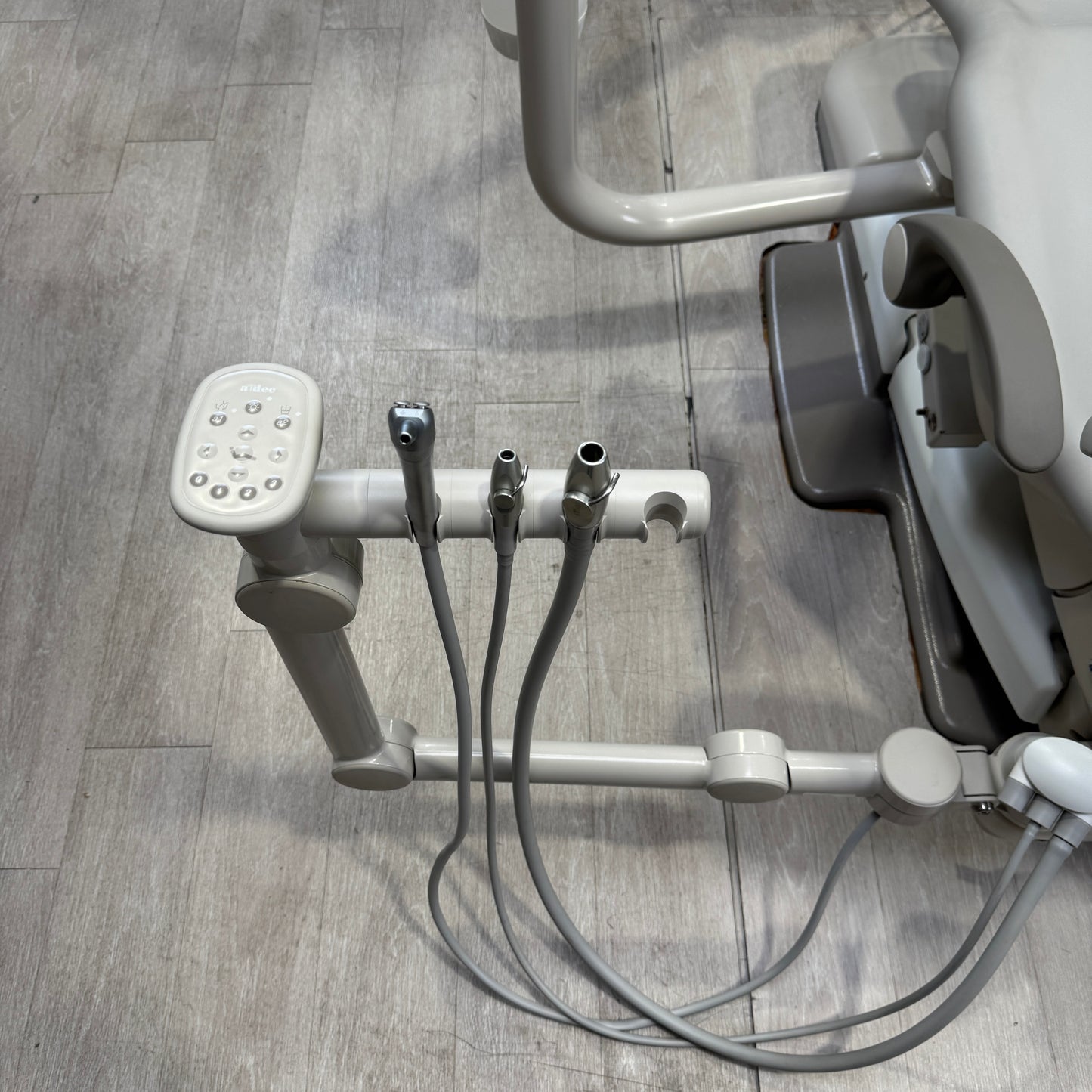 A‑dec 511R/532R Dental Chair Package