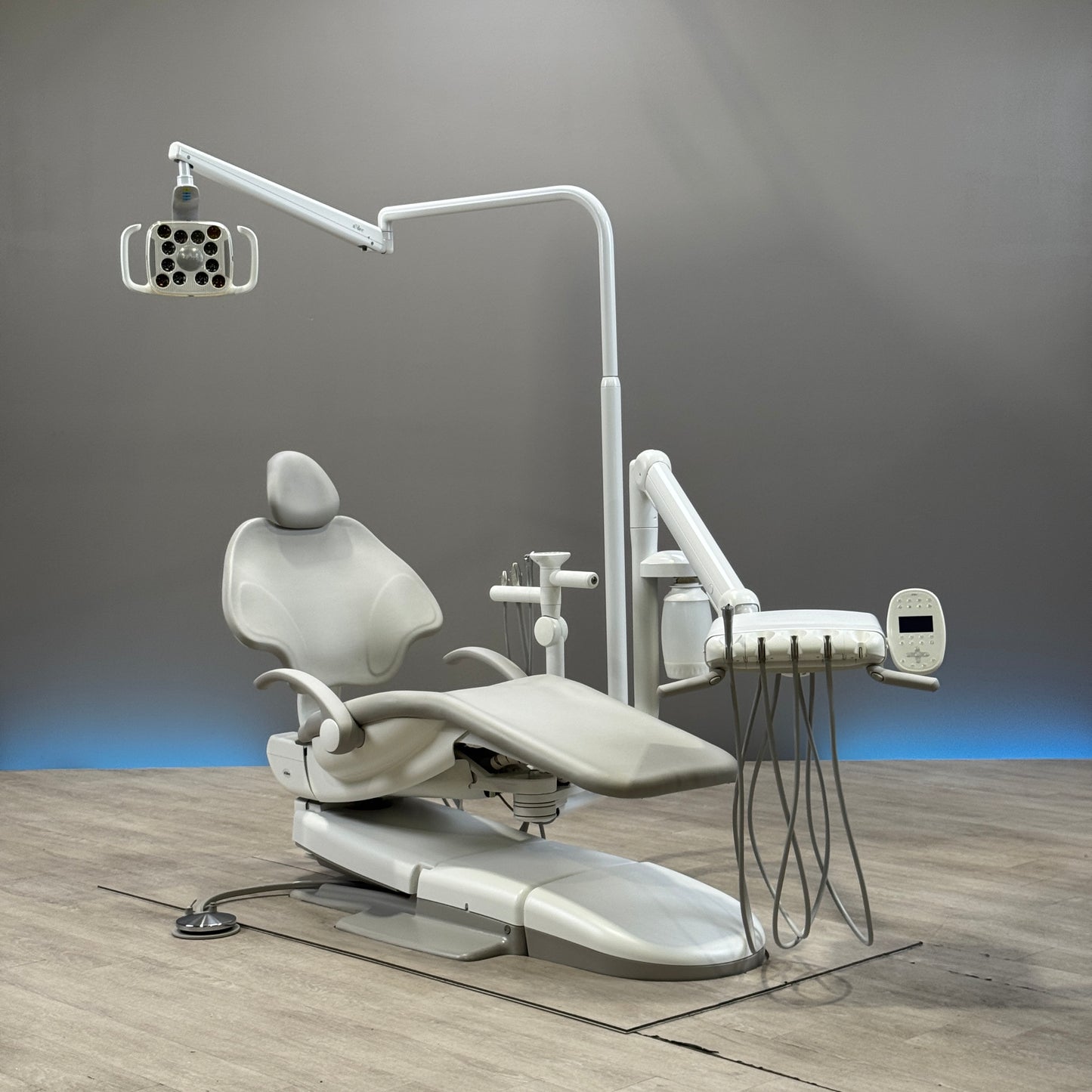 A‑dec 511R/532R Dental Chair Package