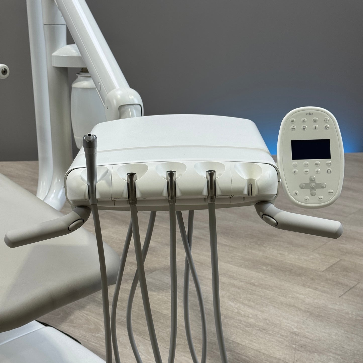 A‑dec 511R/532R Dental Chair Package