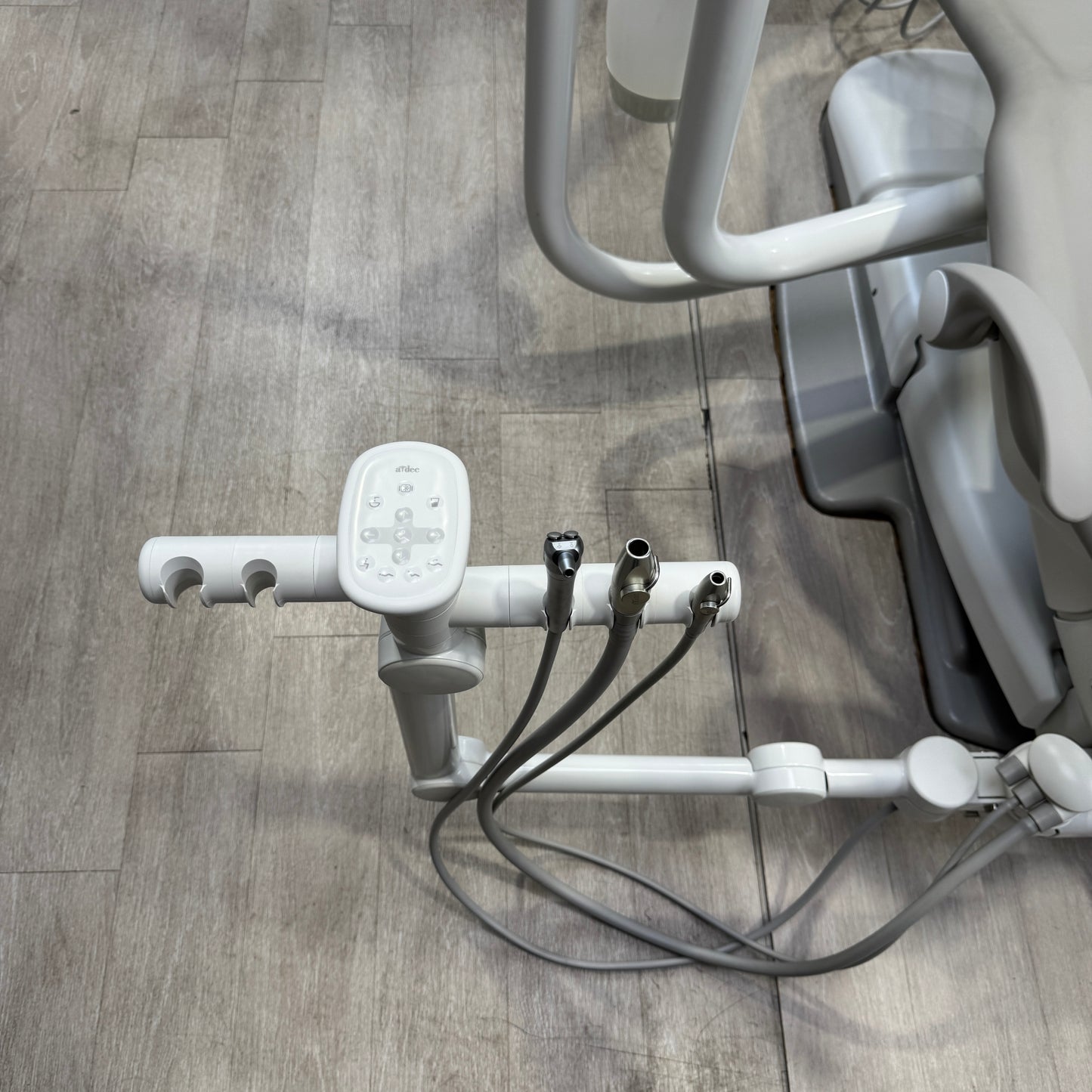A‑dec 511R/532R Dental Chair Package
