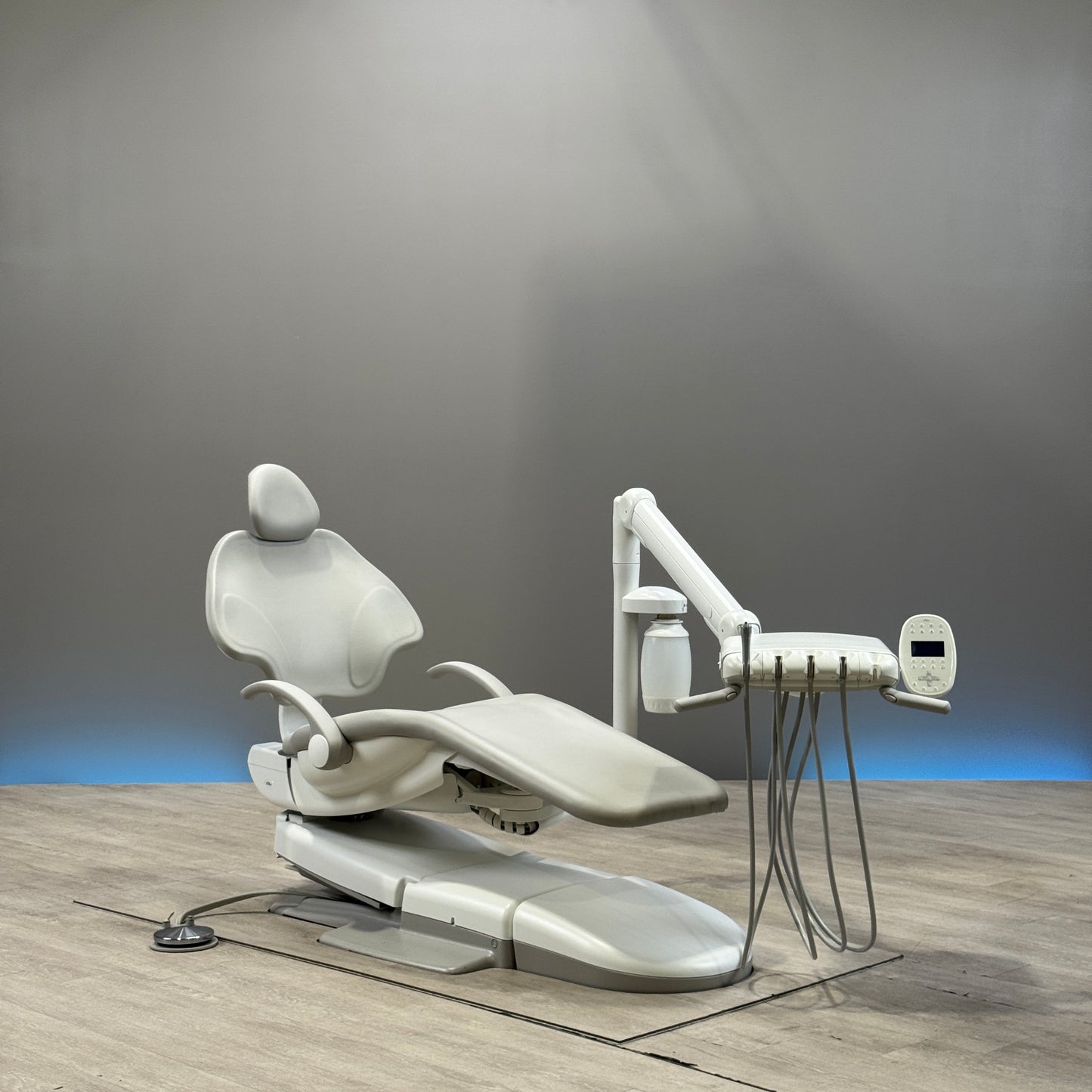 A‑dec 511R/532R Dental Chair Package
