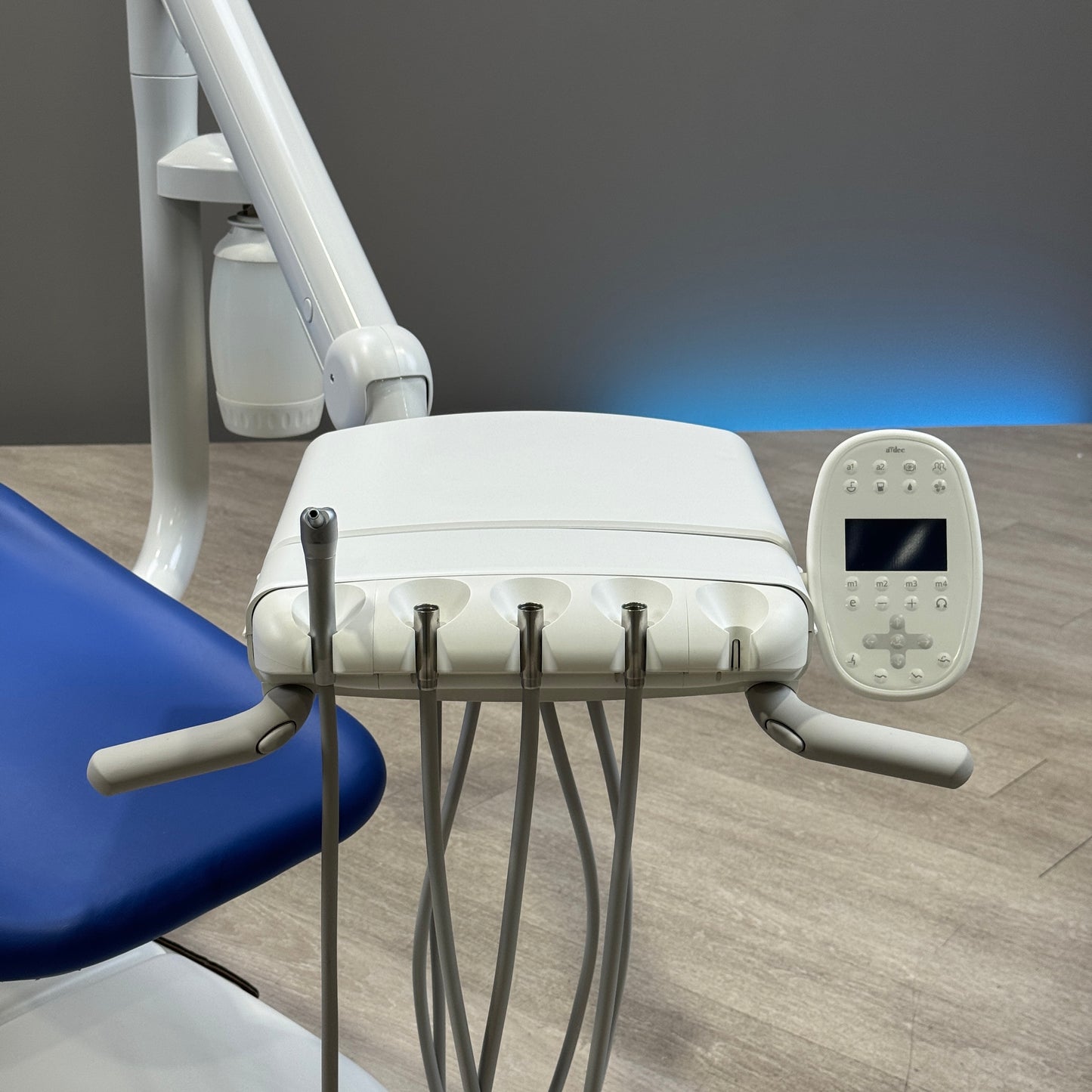 A‑dec 511R/532R Dental Chair Package