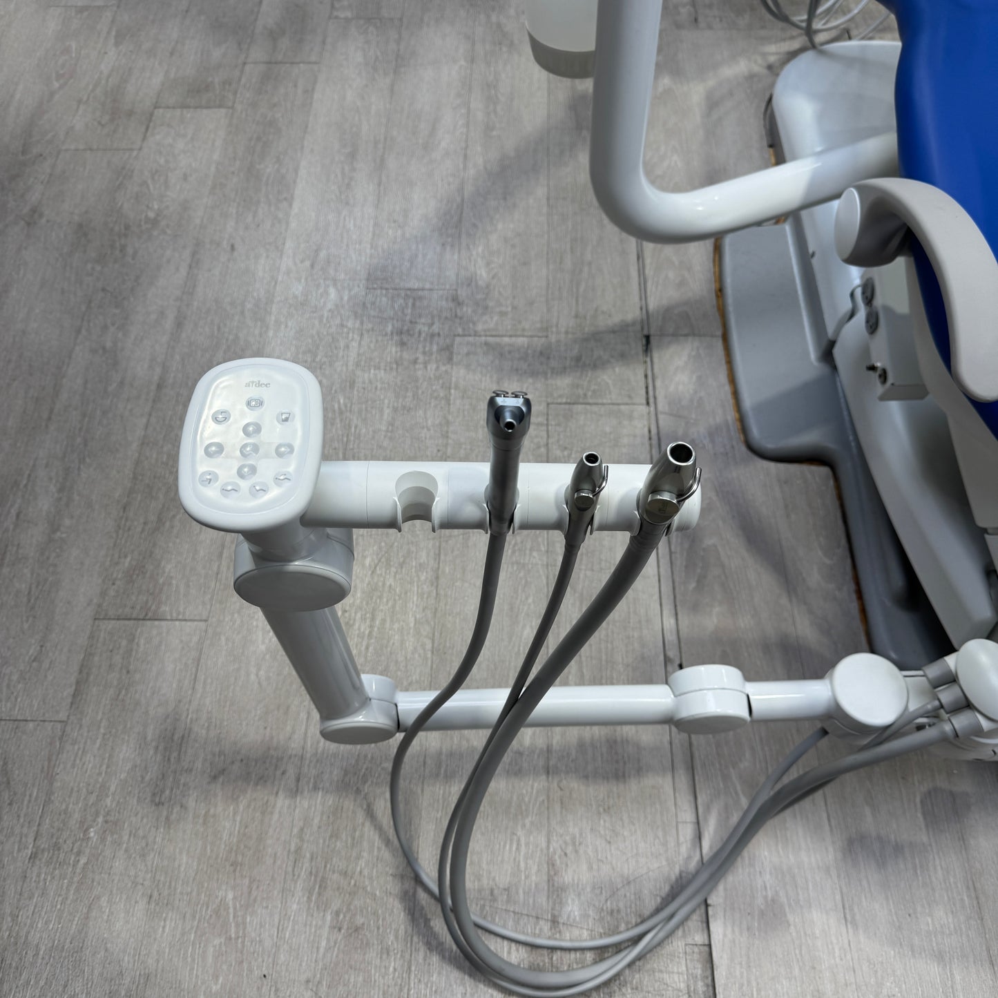 A‑dec 511R/532R Dental Chair Package