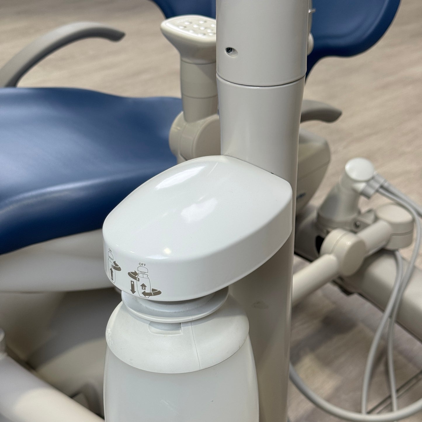 A‑dec 511R/532R Dental Chair Package