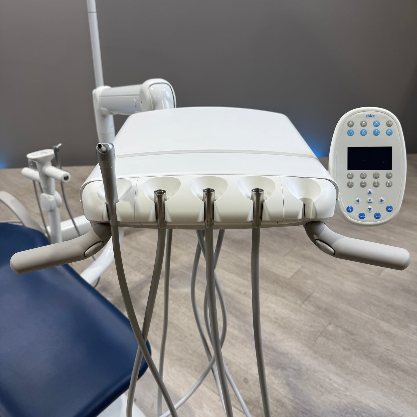 A‑dec 511R/532R Dental Chair Package