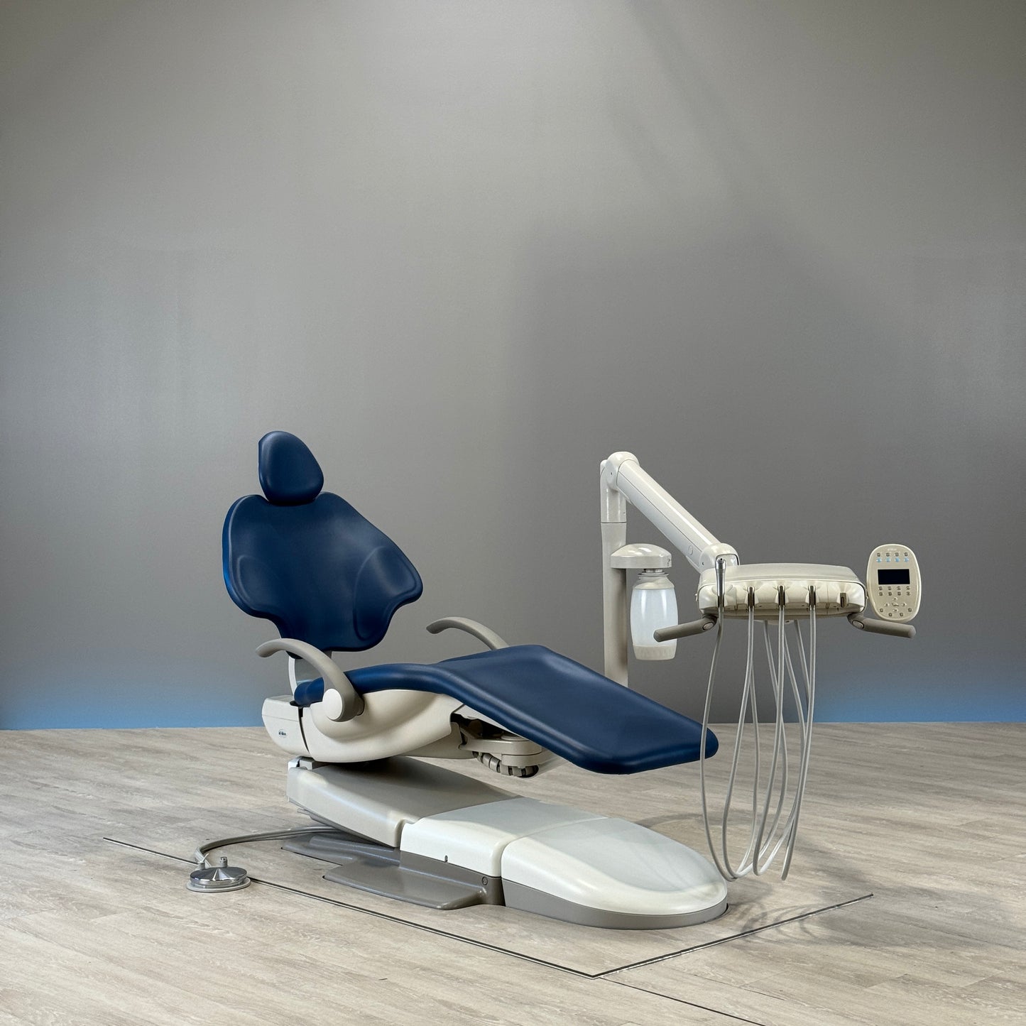 A-dec 511R/532R Dental Chair Package