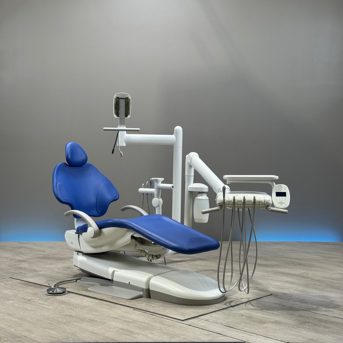 A‑dec 511R/532R Dental Chair Package