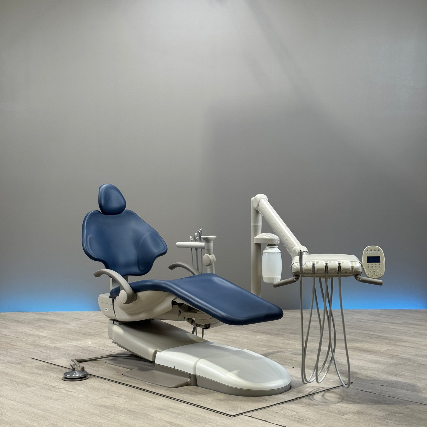 A‑dec 511R/532R Dental Chair Package