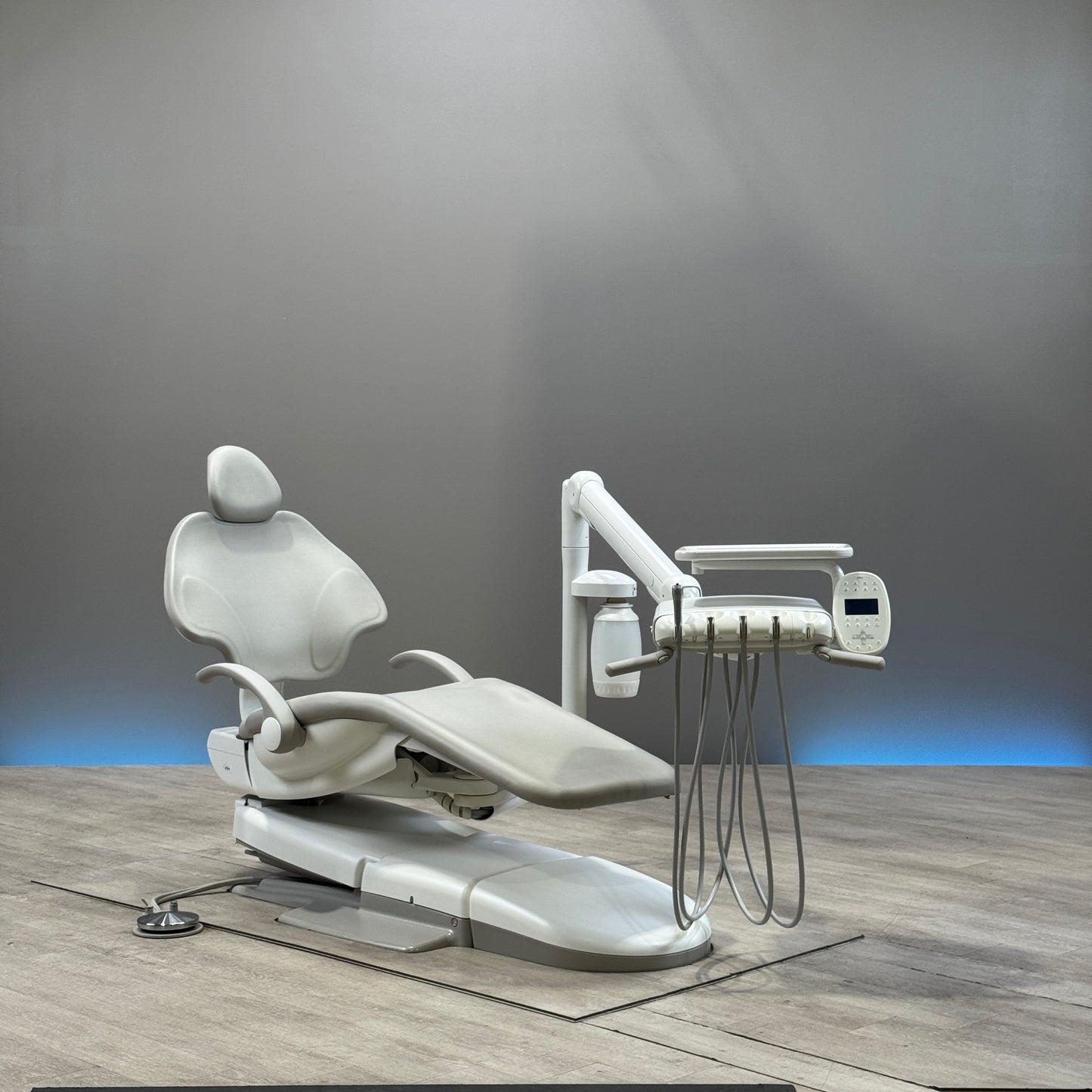 A‑dec 511R/532R Dental Chair Package