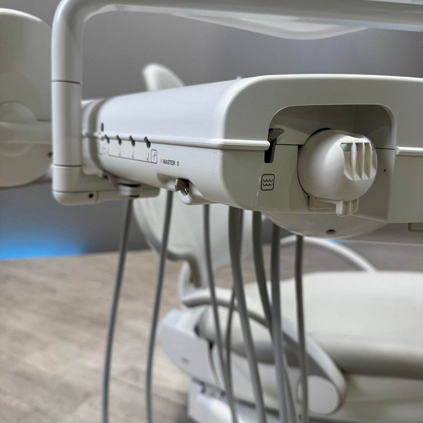 A‑dec 511R/532R Dental Chair Package