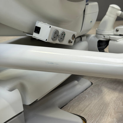 A‑dec 511R/532R Dental Chair Package